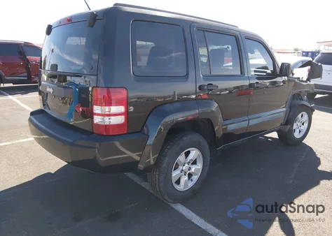 2009 Jeep Liberty Sport z USA, uszkodzony, nr VIN 1J8GN28K39W553682